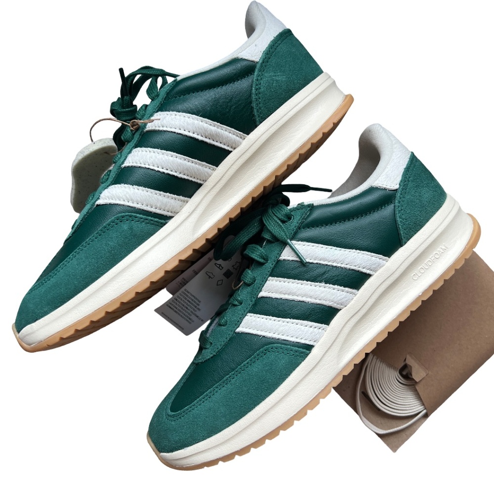 Adidas Run 70s 2.0 Women’s Size 9